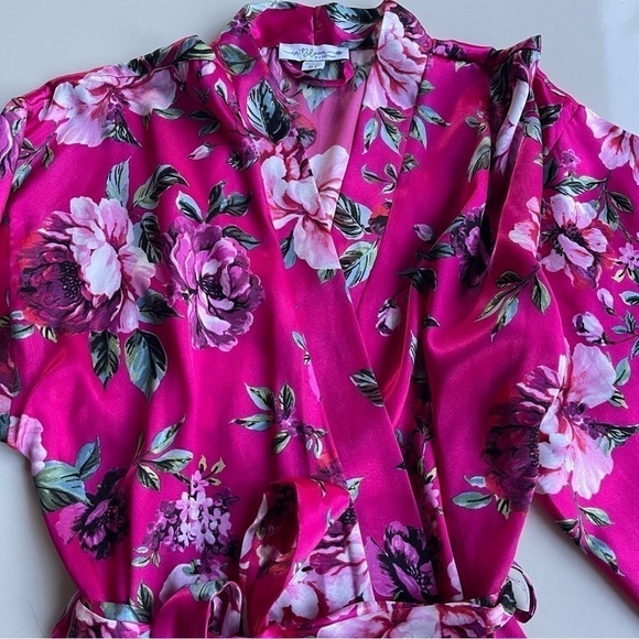 IN Bloom Fuchsia Floral Robe US XS-S - Picture 6 of 7
